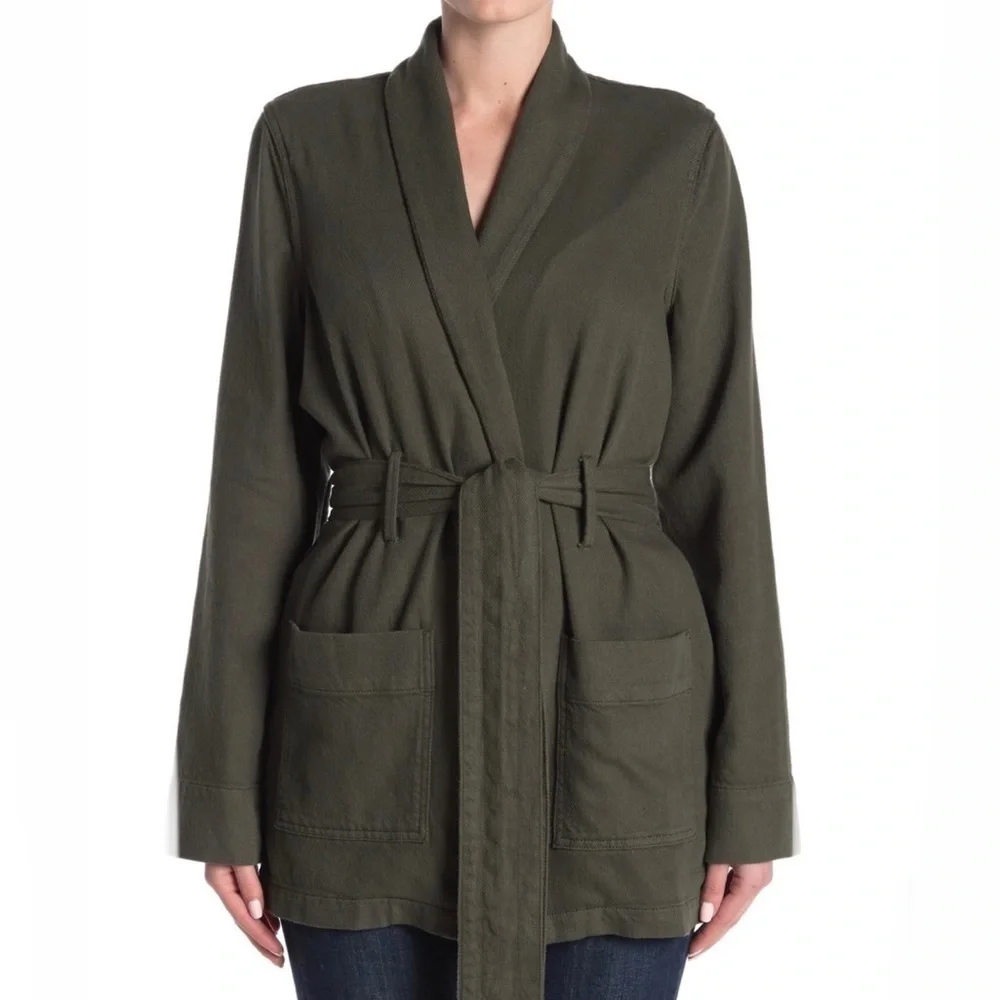 GOOD AMERICAN THE WRAP BELTED JACKET IN OLIVE - Picture 2 of 2